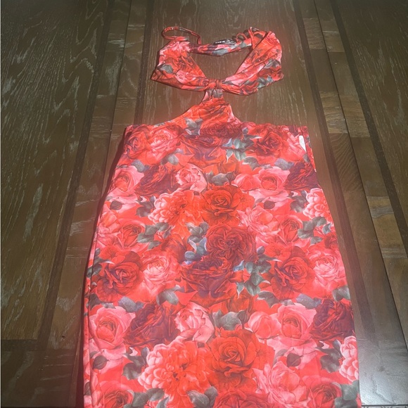 Rose Maxi Dress - Picture 2 of 5